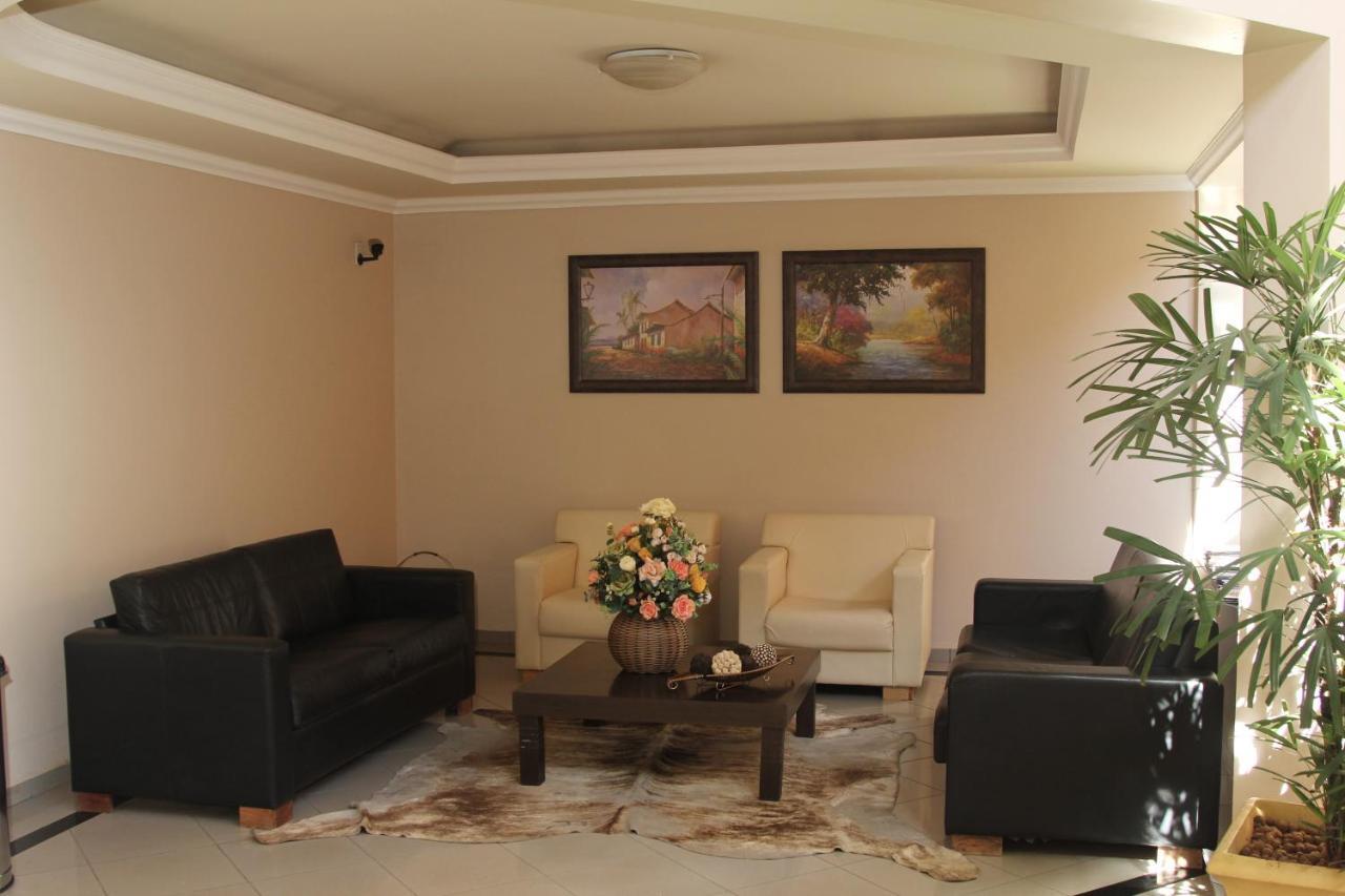 Hotel Jaguar اوبيرابا المظهر الخارجي الصورة